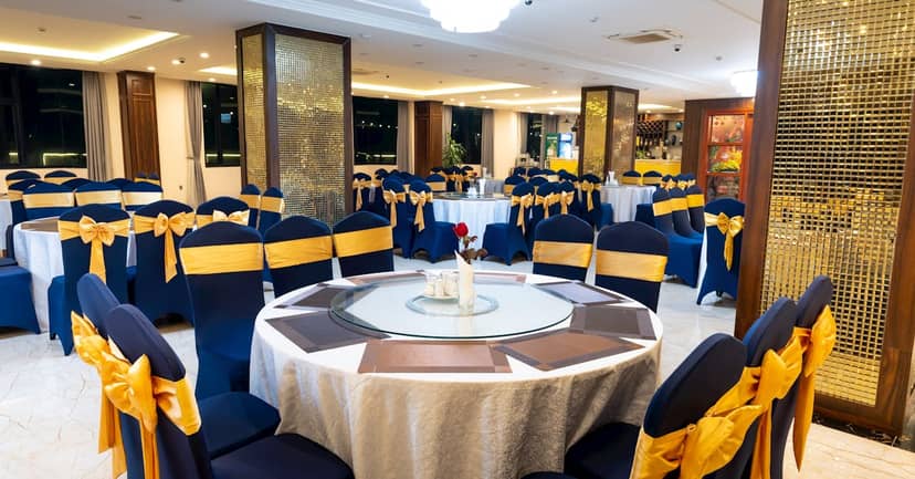 Grand Banquet Hall Setup